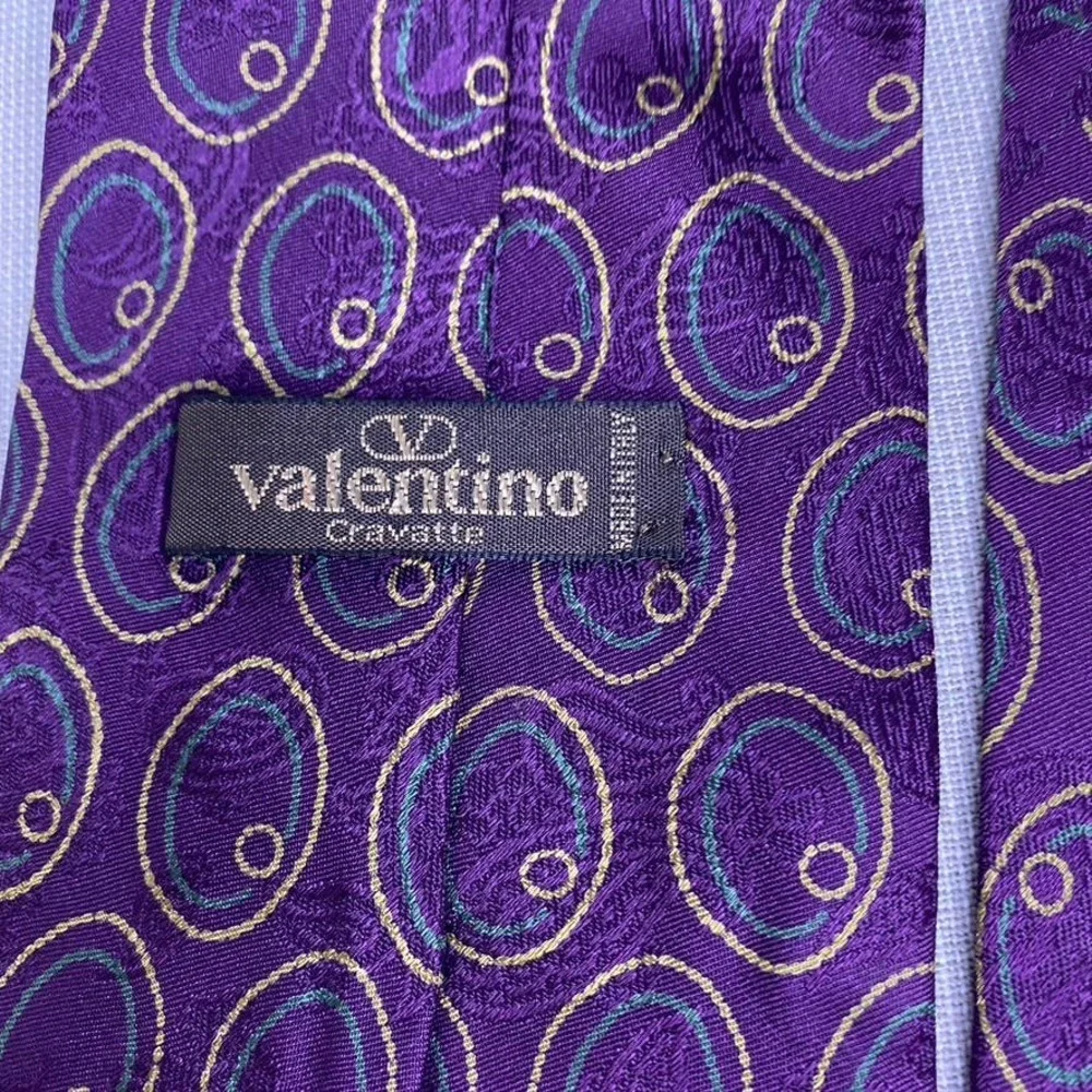 Vintage Valentino‎ silk tie